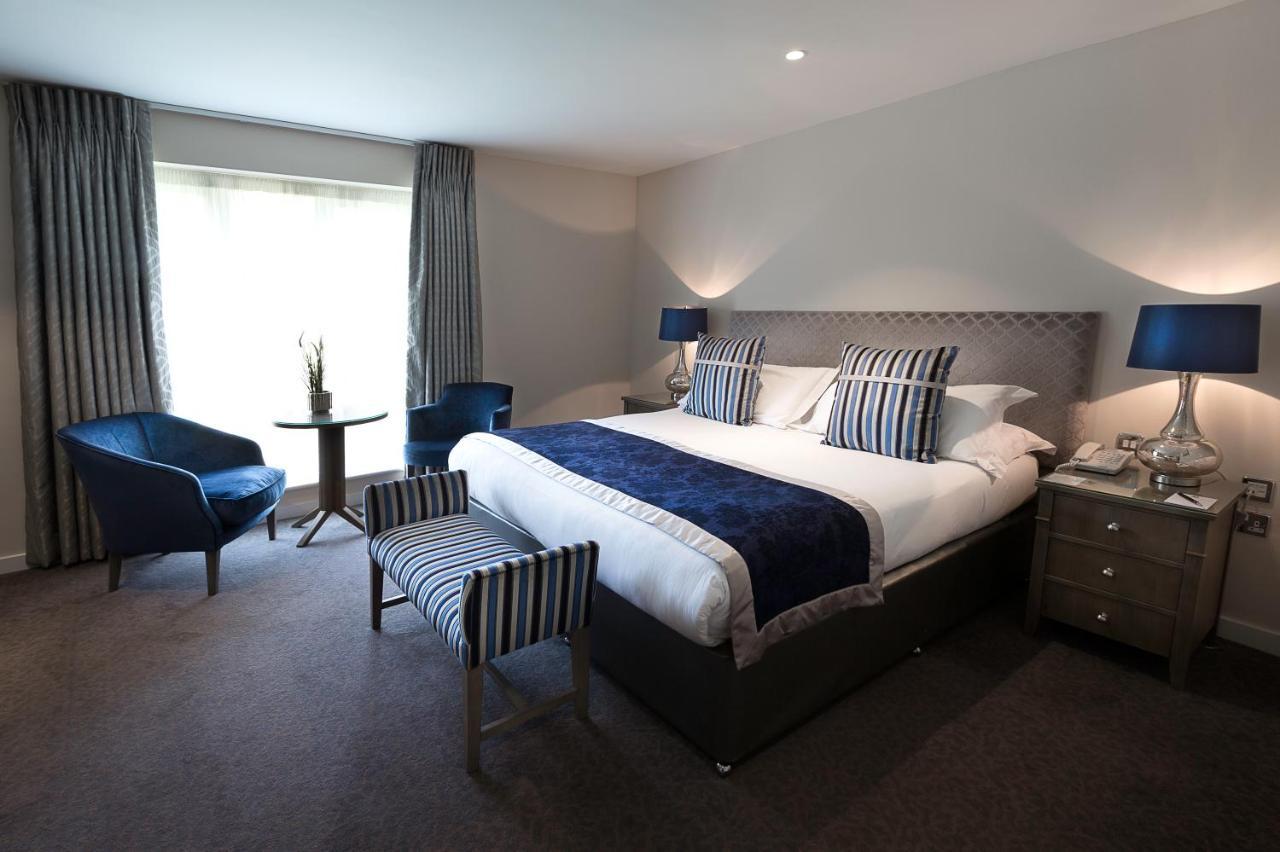 Sandford Springs Hotel And Golf Club Kingsclere Room photo